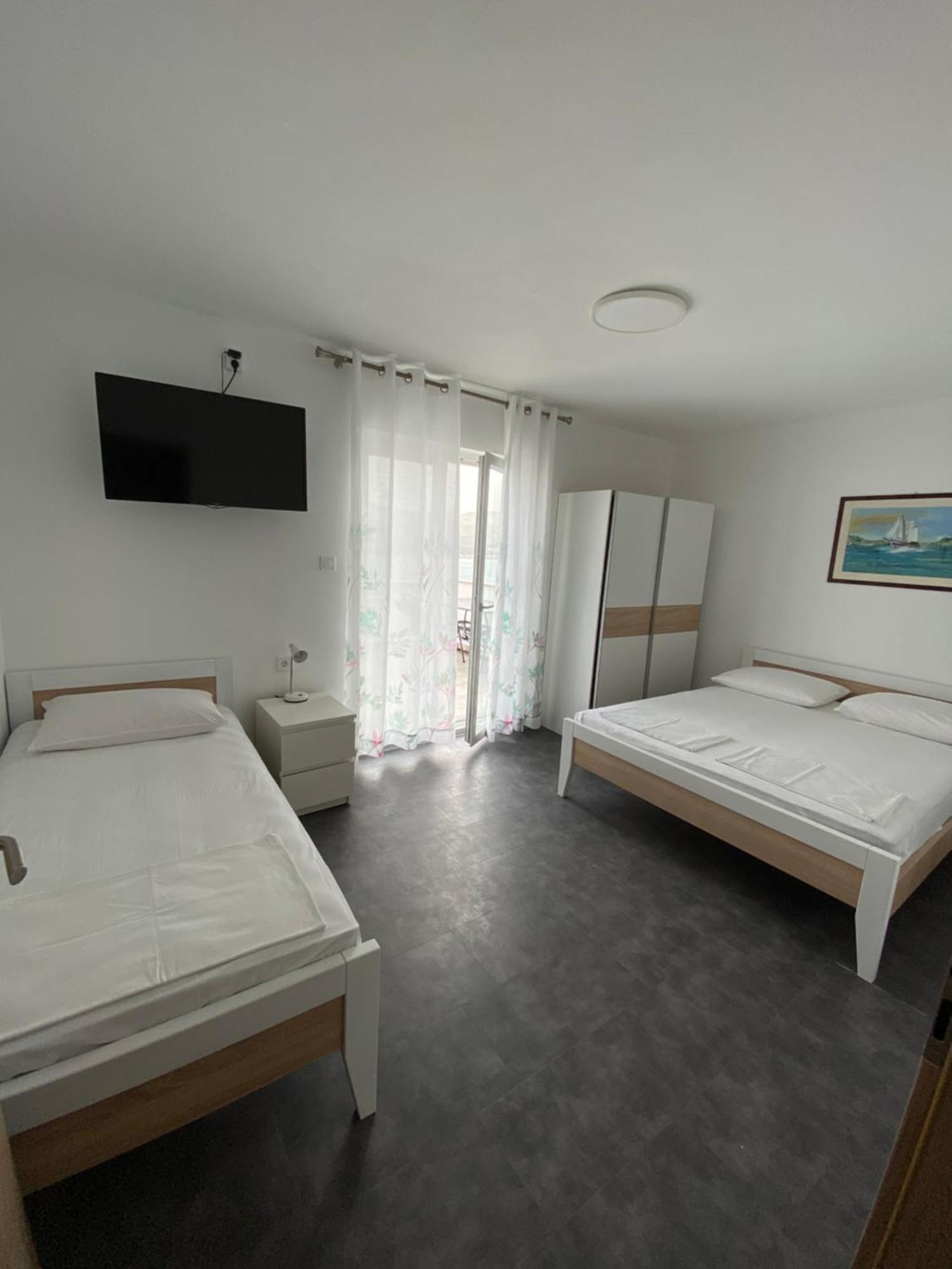 Apartmani Pozega 帕格 外观 照片