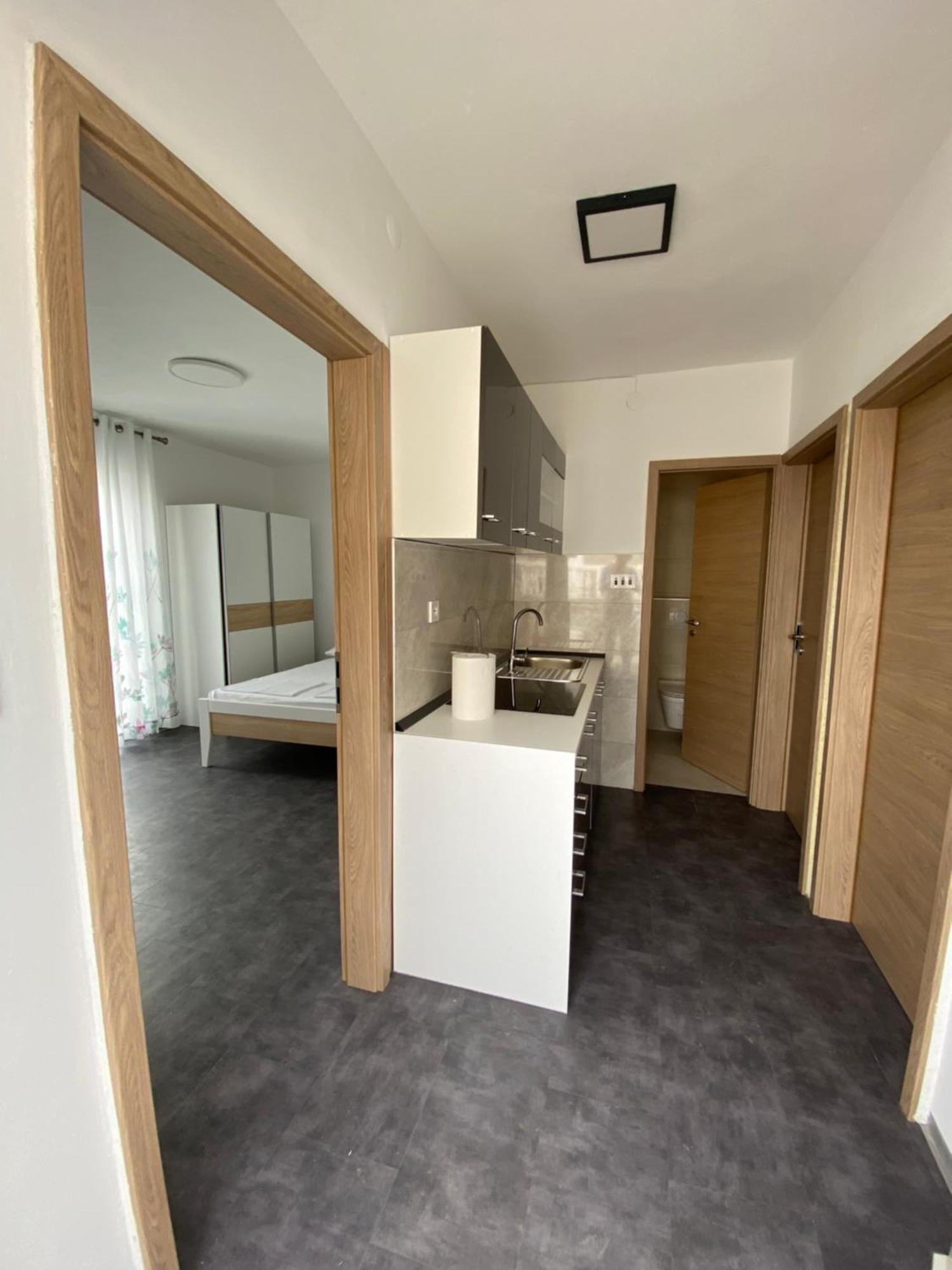 Apartmani Pozega 帕格 外观 照片