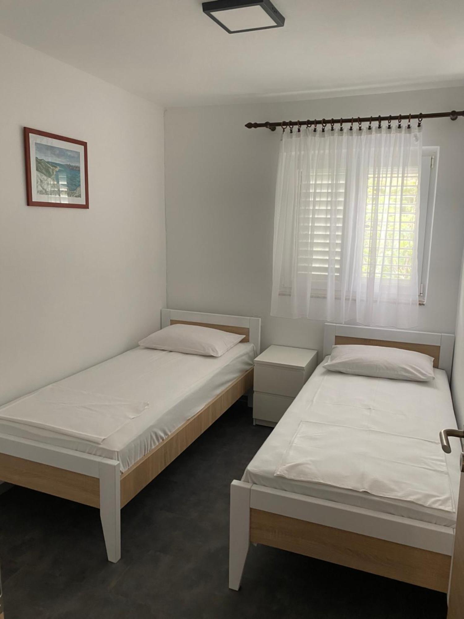 Apartmani Pozega 帕格 外观 照片